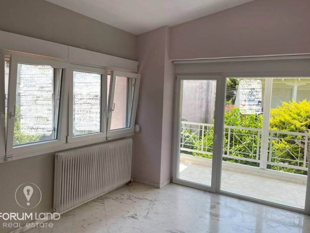 Forumland Real Estate, Σαλοκουζίνα