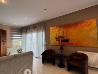 Forumland Real Estate, Σαλόνι με τζάκι