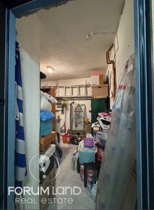 Forumland Real Estate, Αποθήκη