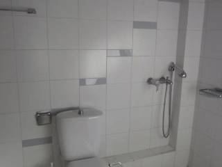 Forumland Real Estate, Μπάνιο