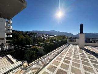 Θέα απο μπαλκόνι