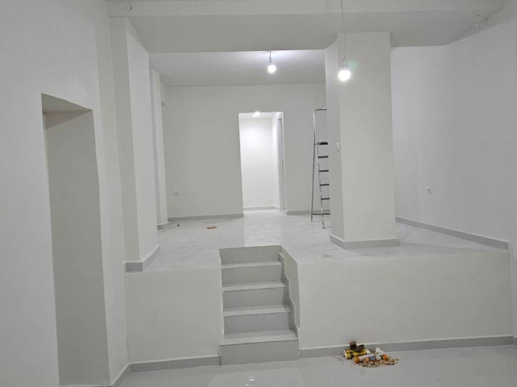 New luxurious store fully renovated