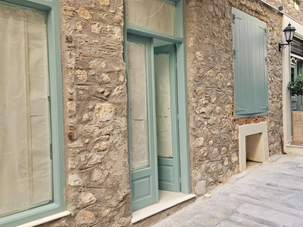 New luxurious store fully renovated