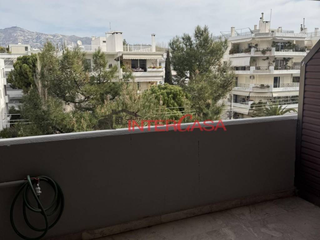 Θέα από μπαλκόνι