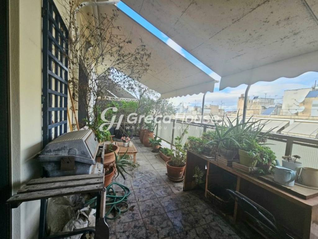 Μεγάλο Διαμέρισμα προς Πώληση στην Κυψέλη Φωκίωνος Νέγρη