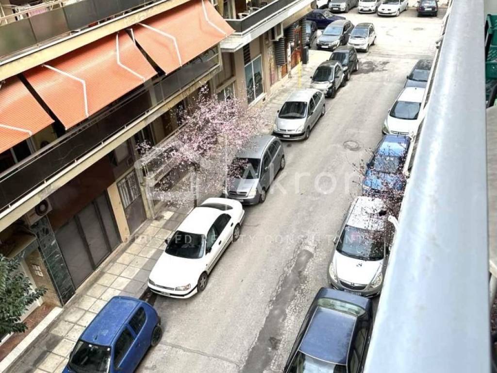 Θέα από μπαλκόνι