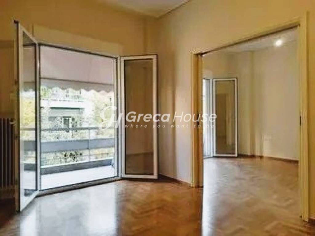 Ανακαινισμένο Διαμέρισμα προς πώληση στο Παγκράτι