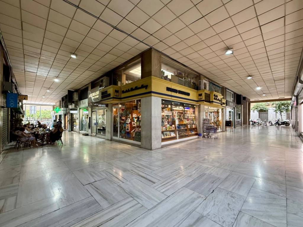 sintagma_commercial_store_for_rent