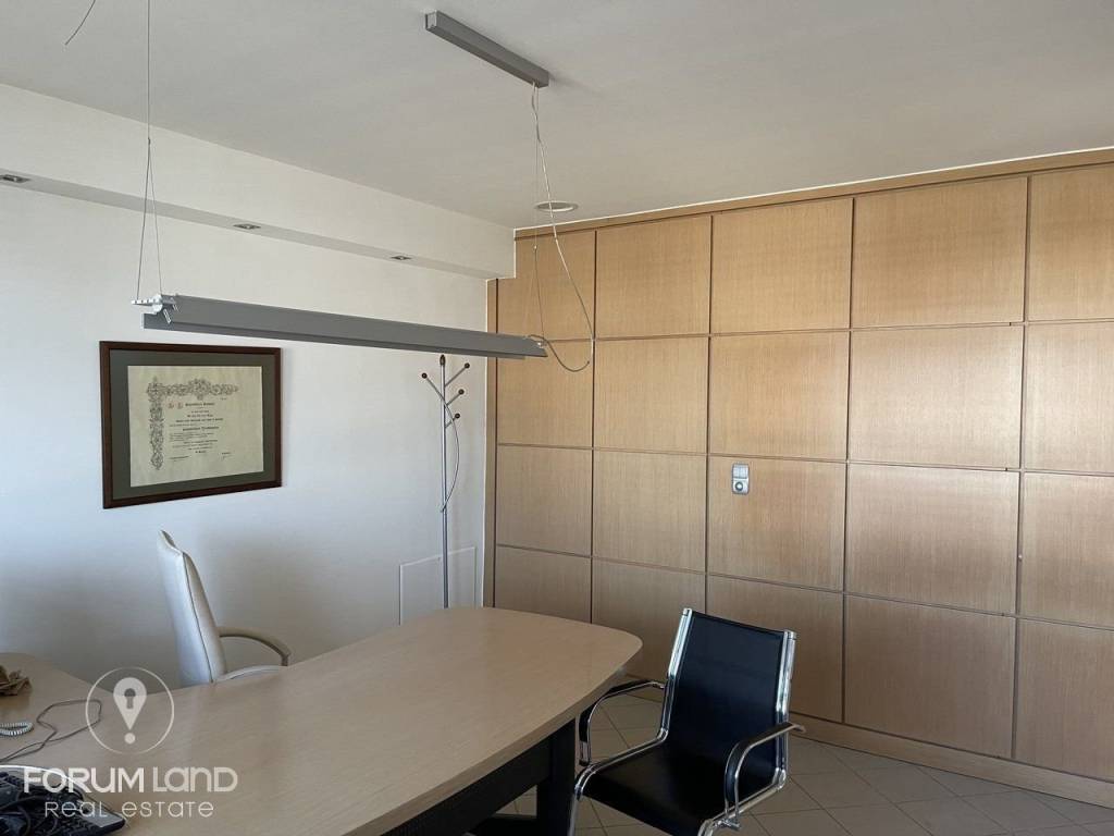 Forumland Real Estate, Επαγγελματικός γραφειακός χώρος 120τ.μ.