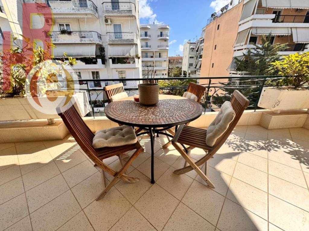 Θέα από μπαλκόνι