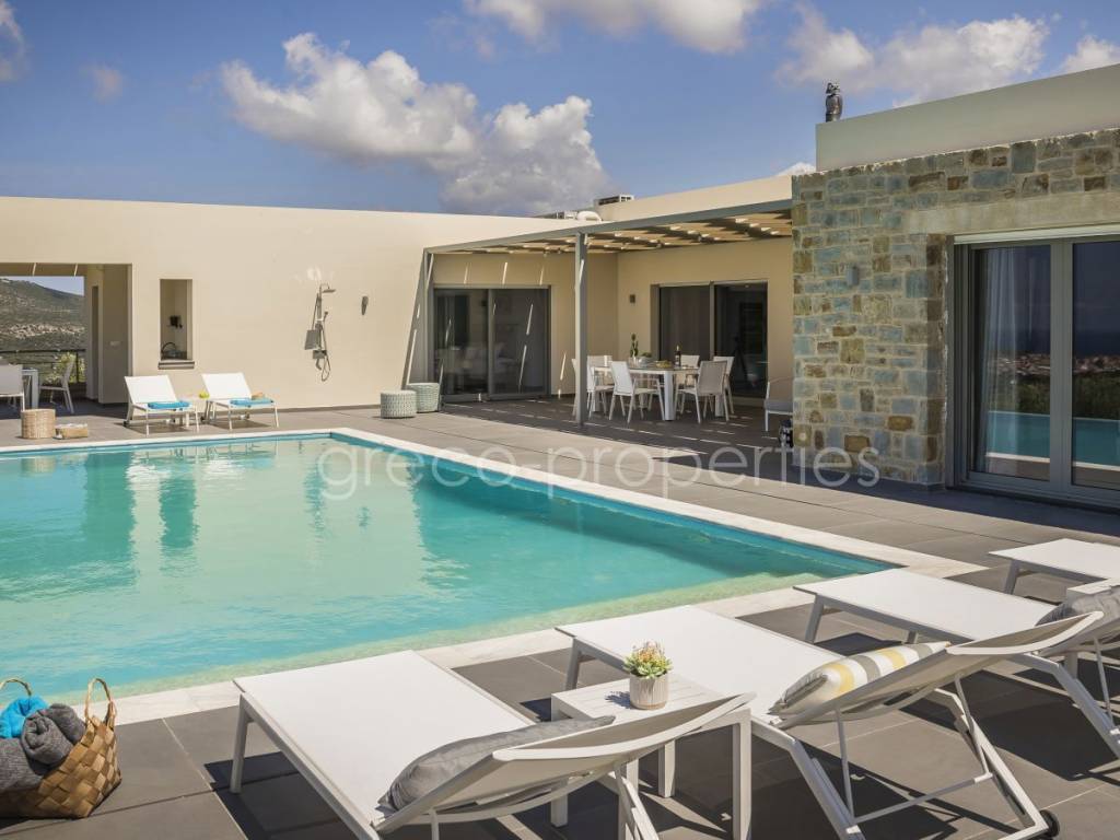 VILLA CASTLE VIEW III