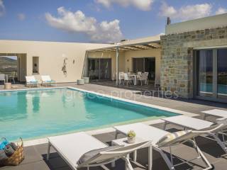 VILLA CASTLE VIEW III