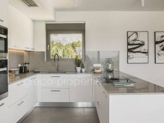 VILLA CASTLE VIEW III