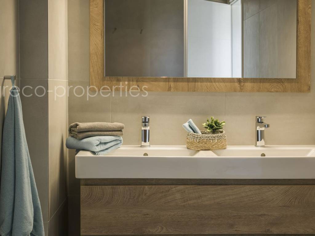 VILLA CASTLE VIEW III