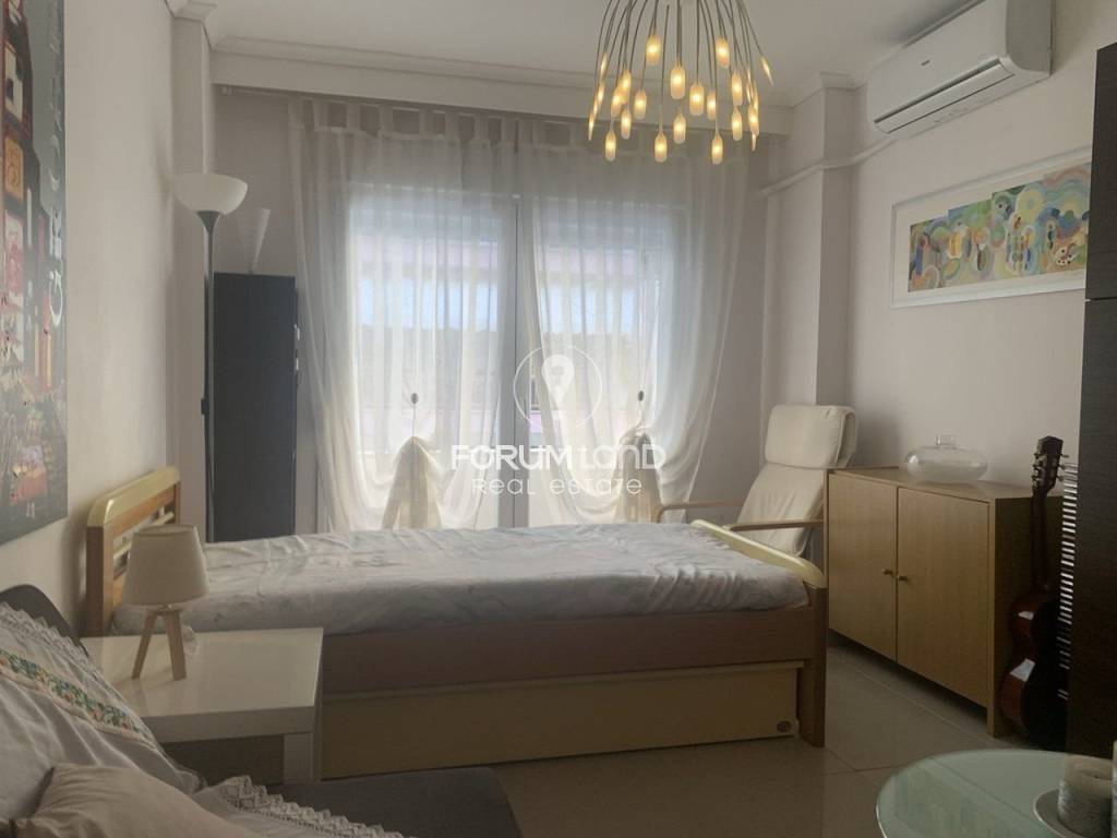 Forumland Real Estate, STUDIO