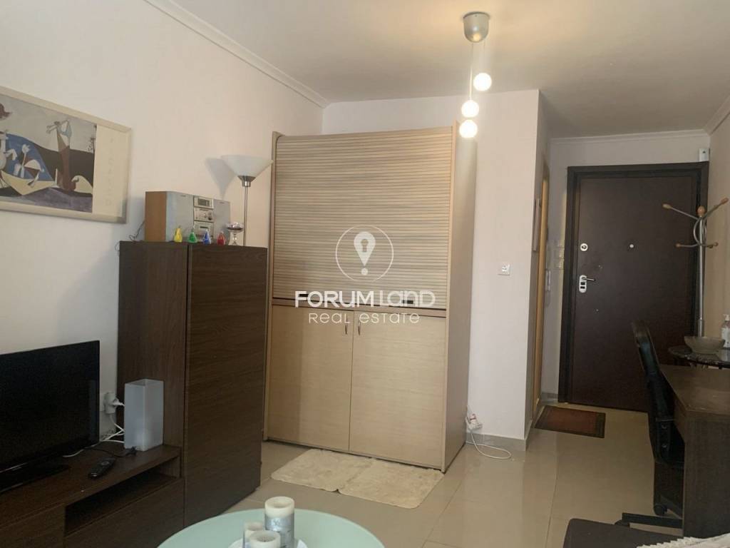 Forumland Real Estate, STUDIO