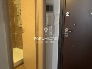 Forumland Real Estate, Μπάνιο