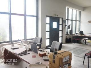 Forumland Real Estate, Επαγγελματικό κτίριο 3.000τ.μ.