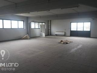 Forumland Real Estate, Επαγγελματικό κτίριο 3.000τ.μ.