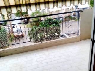 Θέα απο μπαλκόνι