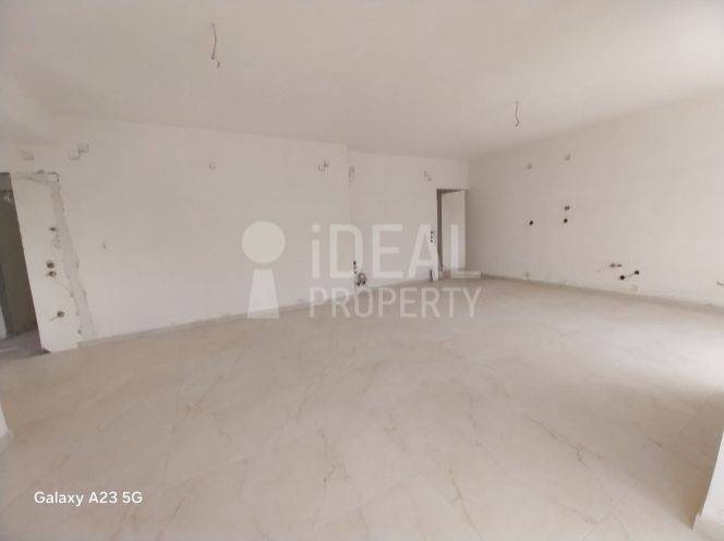 Σαλοκουζίνα