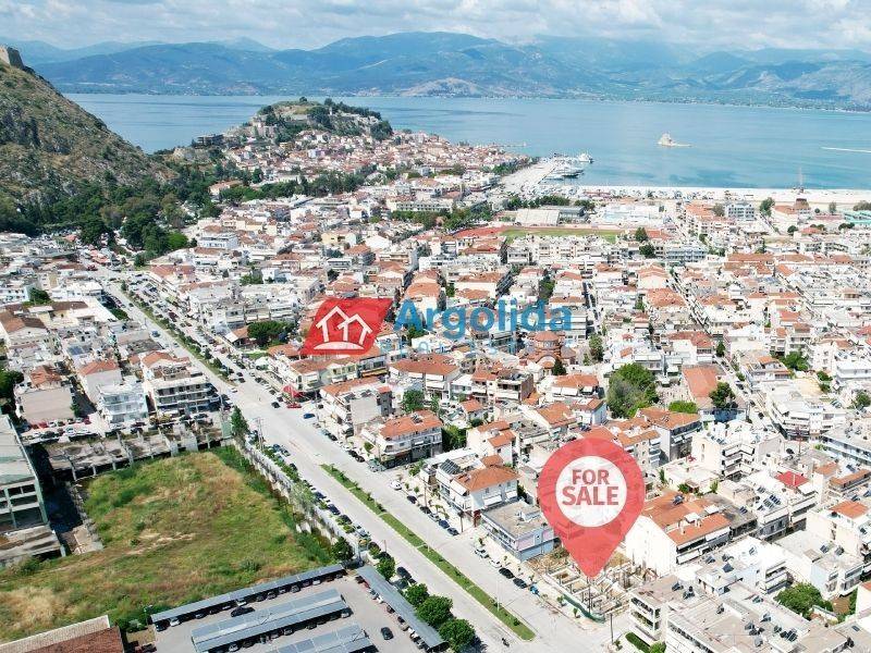 Θέα από μπαλκόνι