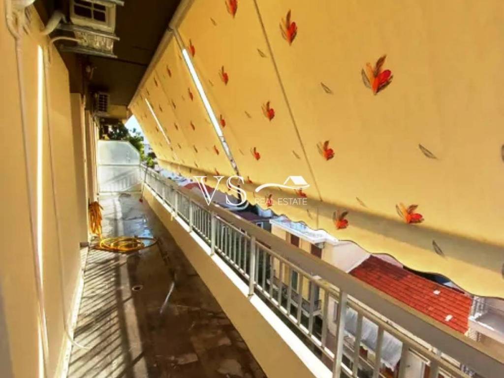 Θέα απο μπαλκόνι