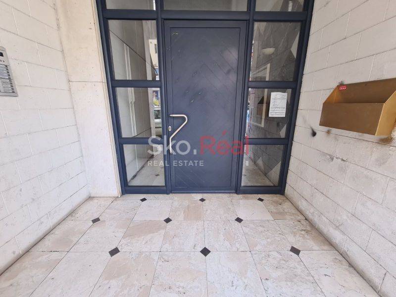 Είσοδος οικοδομής