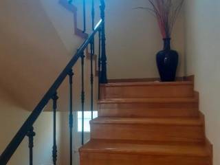 Forumland Real Estate, Εσωτερικές Σκάλες