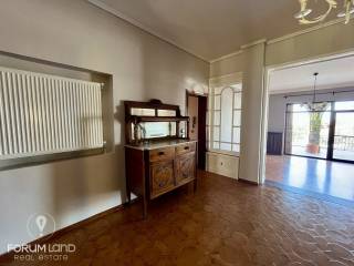 Forumland Real Estate, Eisodos