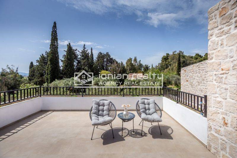 Θέα από μπαλκόνι