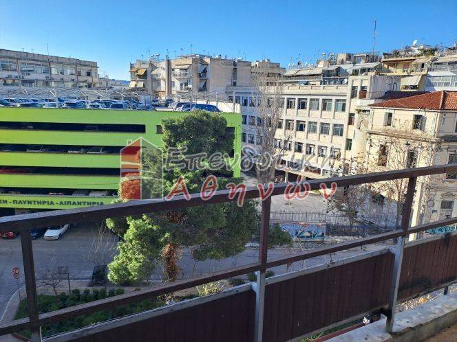 Θέα από μπαλκόνι