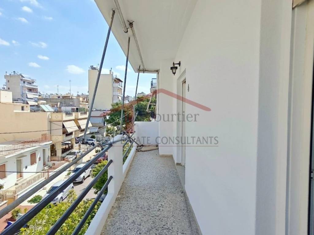 Θέα από μπαλκόνι