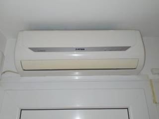 ANYPLACE MESITIKES YPERESIES