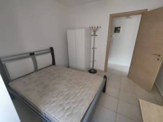 ANYPLACE MESITIKES YPERESIES