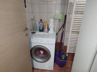 ANYPLACE MESITIKES YPERESIES