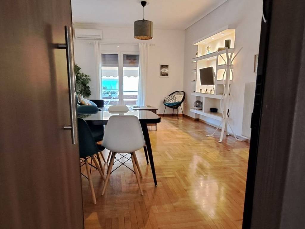 Σάλονι- Τραπεζαρία