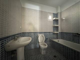 Μπάνιο δεύτερος όροφος