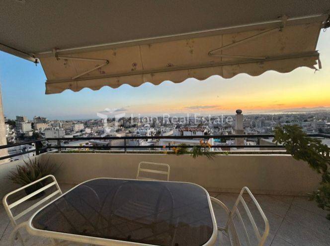 Θέα από μπαλκόνι