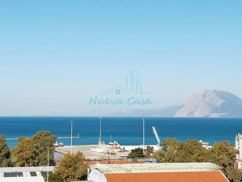 Θέα απο μπαλκόνι