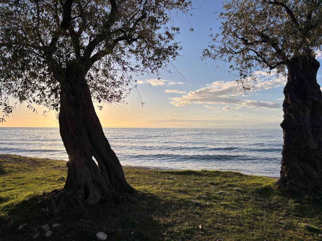 next beach in walking distance