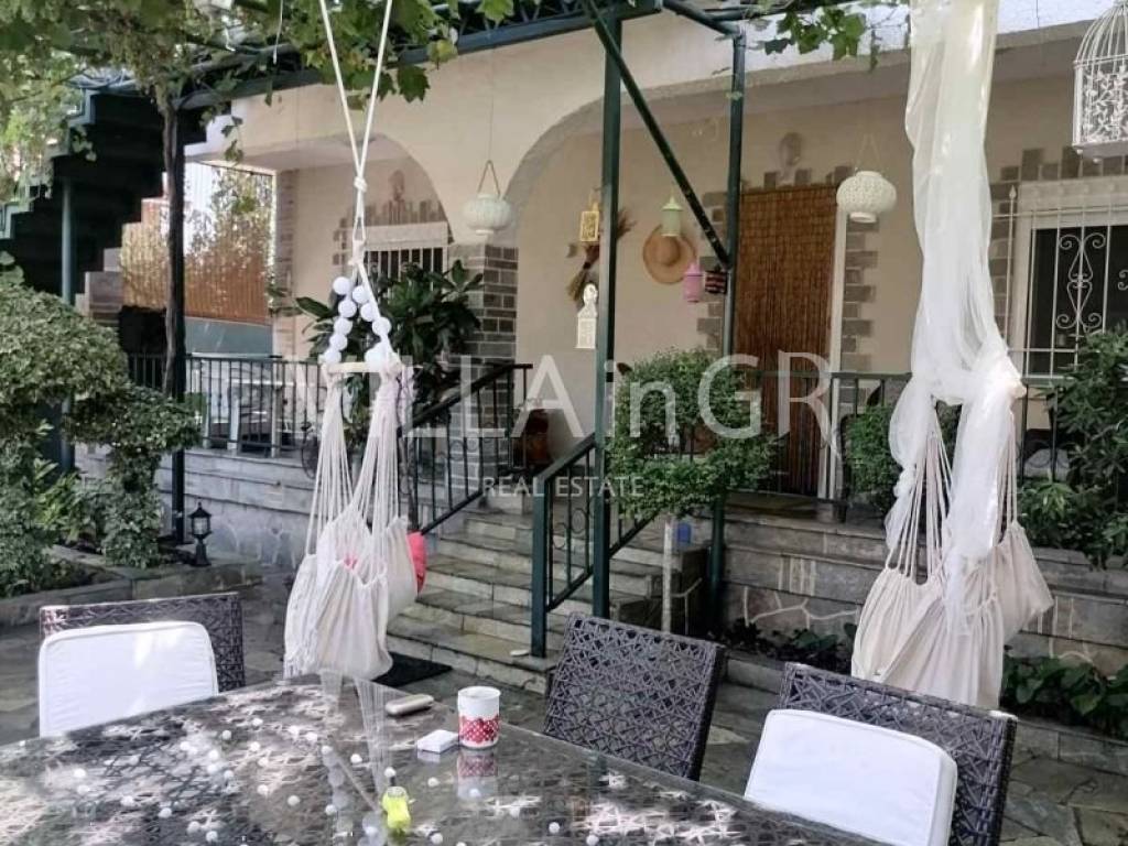 Θέα από μπαλκόνι