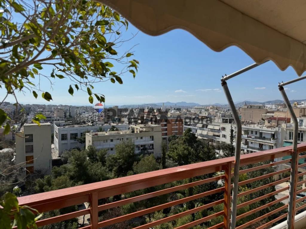 Θέα από μπαλκόνι