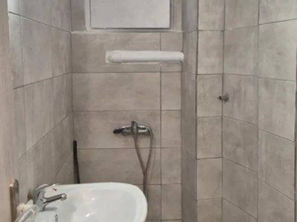 Forumland Real Estate, Μπάνιο