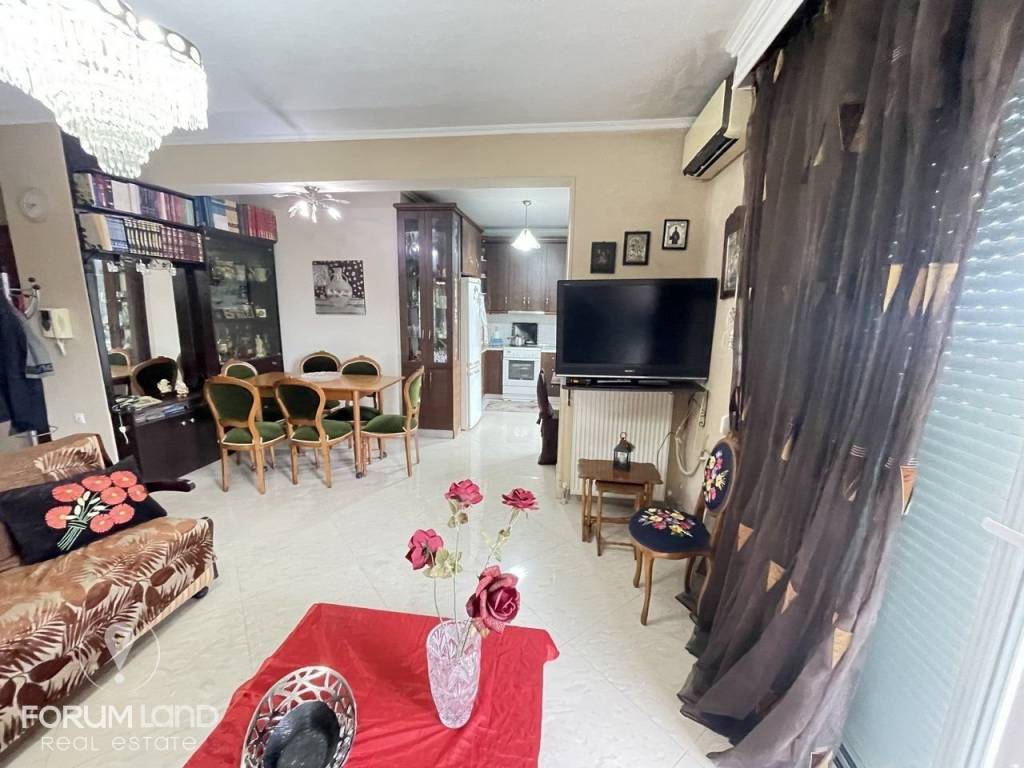 Forumland Real Estate, Σαλοκουζίνα