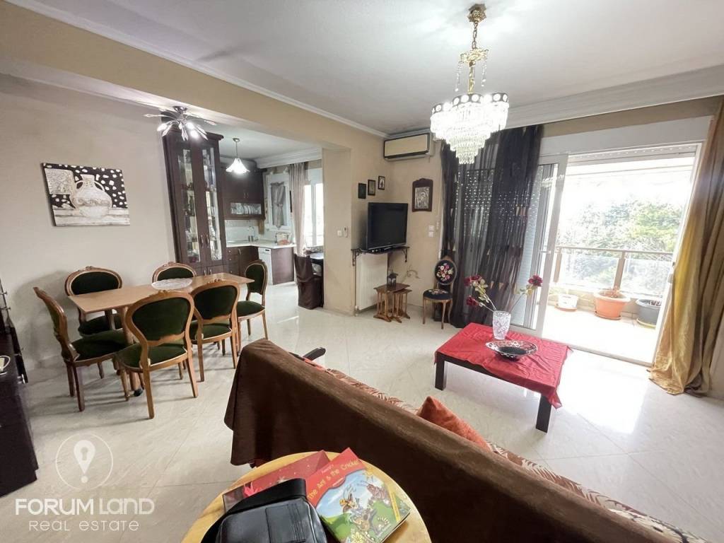 Forumland Real Estate, Σαλοκουζίνα