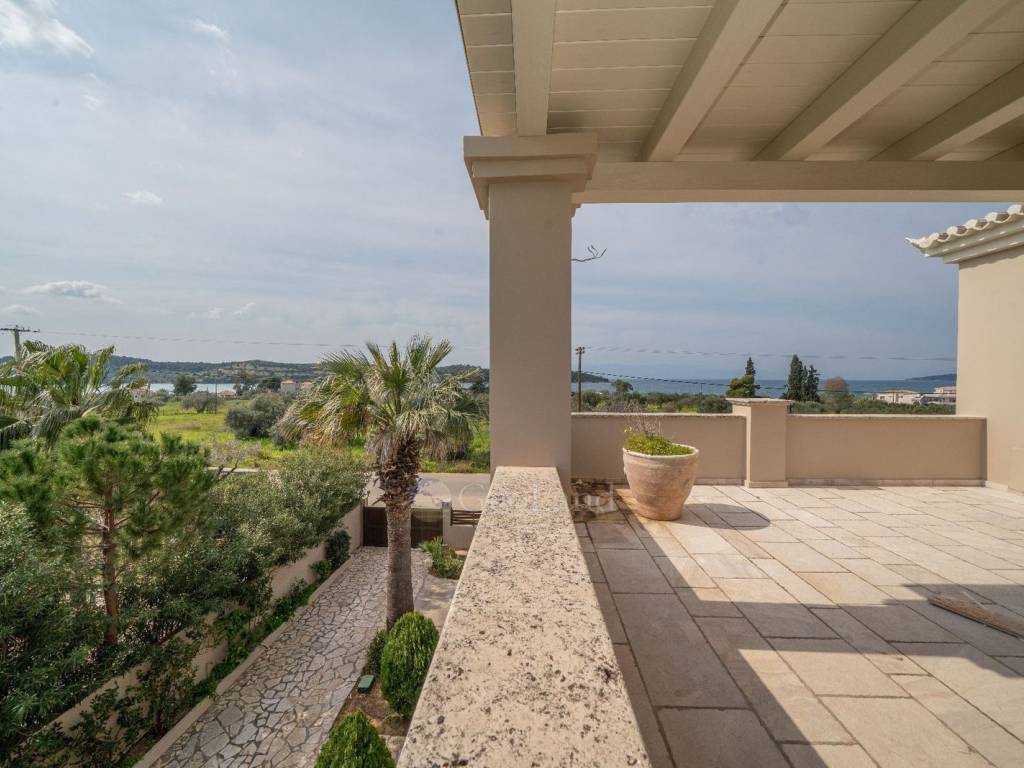 Θέα από μπαλκόνι