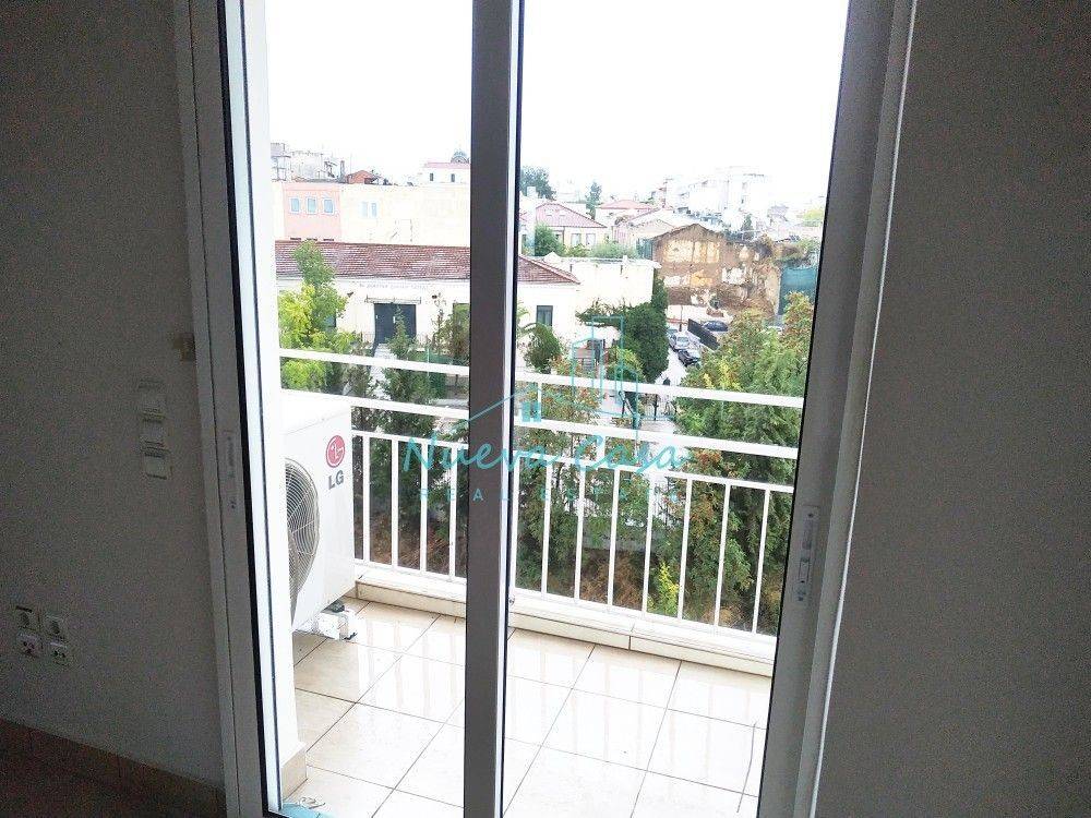 Θέα απο μπαλκόνι