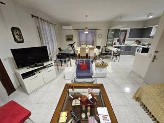 Σαλοκουζίνα