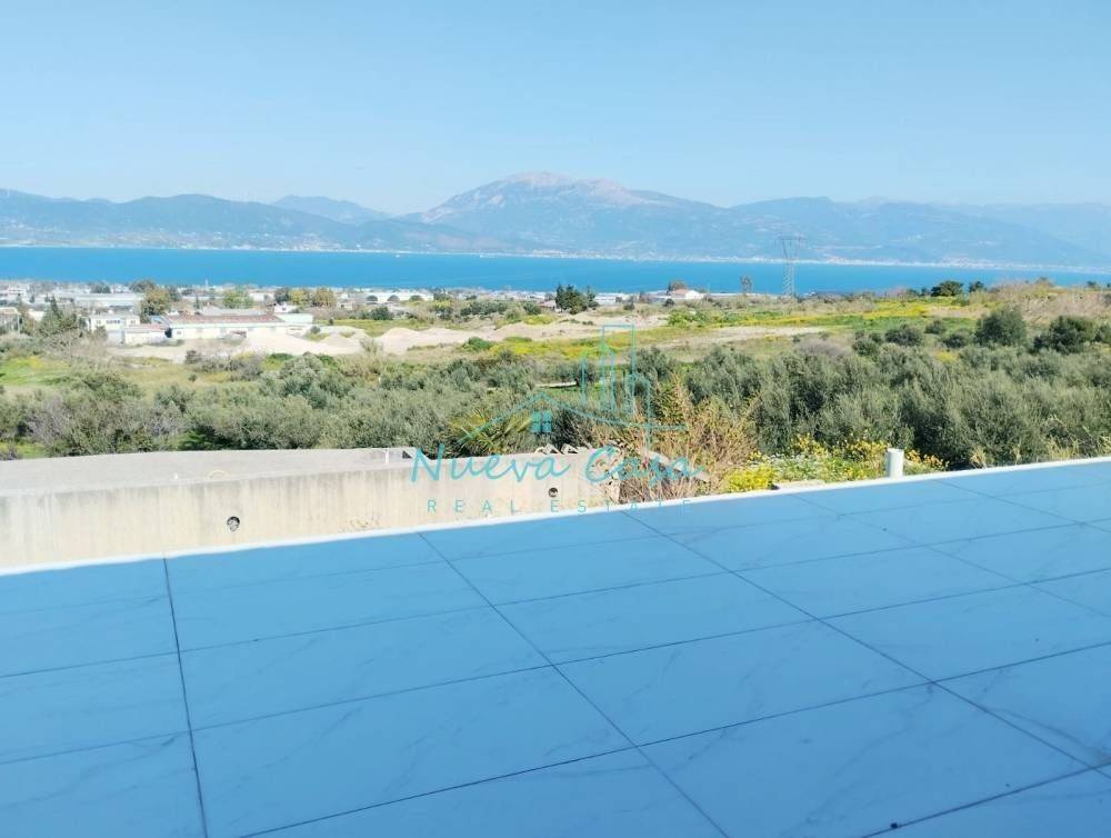 Θέα απο μπαλκόνι